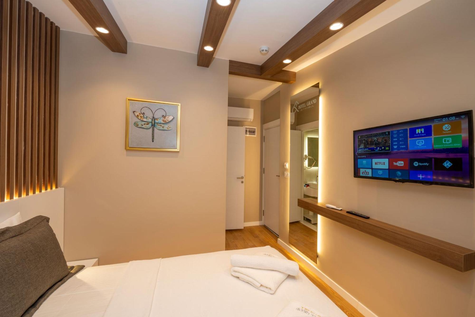 Hotel Grand Стамбул Екстер'єр фото