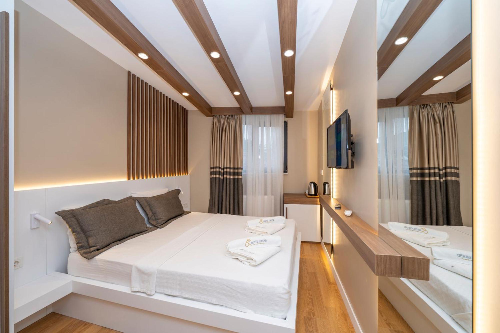 Hotel Grand Стамбул Екстер'єр фото