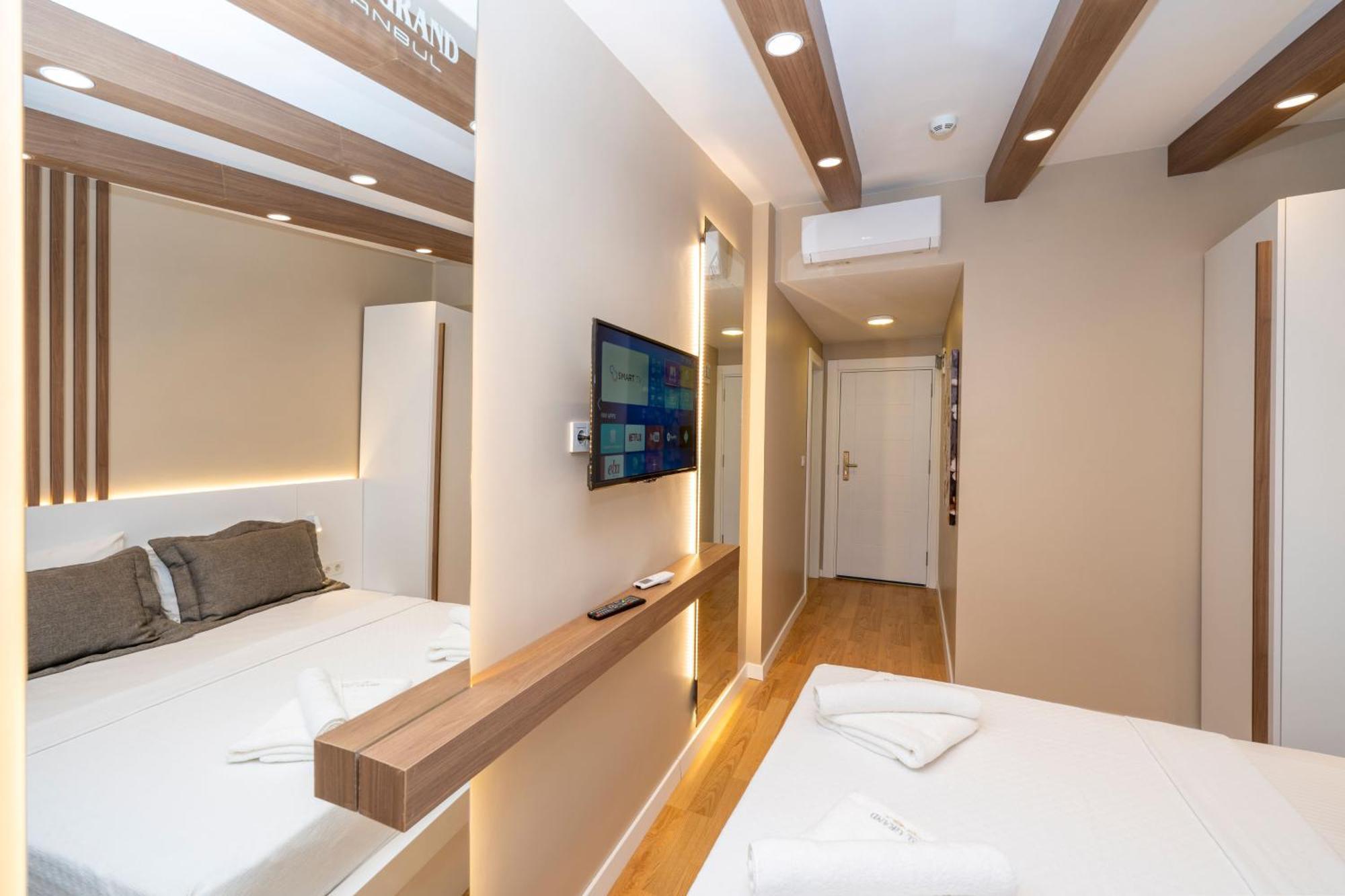 Hotel Grand Стамбул Екстер'єр фото